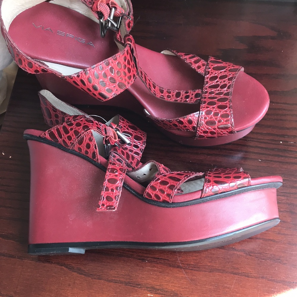 Via Spiga Red Wedge Sandals Size 8M